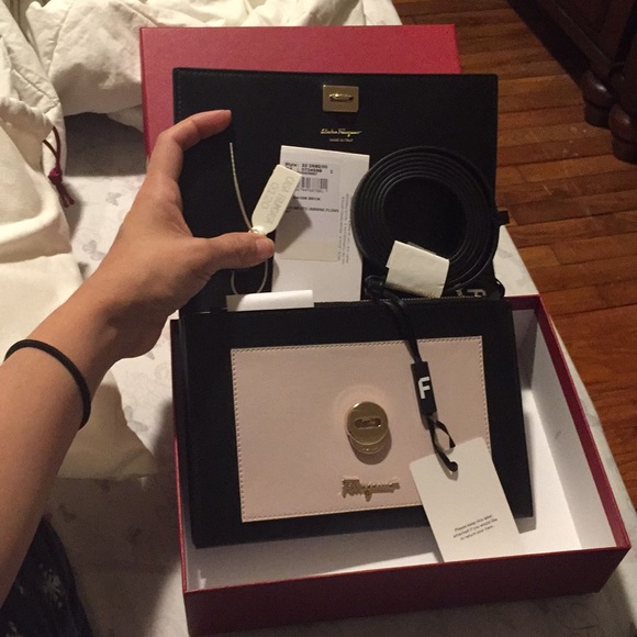 Purse 👜 Salvatore Ferragmo - Picture 2 of 10